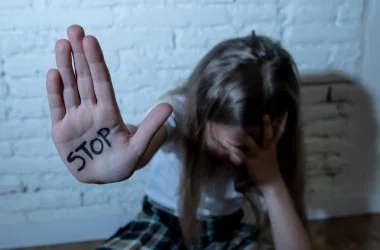 Violences physiques et sexuelles à l’école : un fléau encore trop silencieux en Belgique
