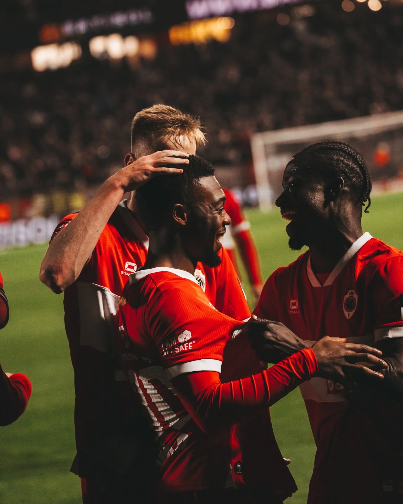 Antwerp s’impose 3‑1 face à La Louvière et retrouve confiance