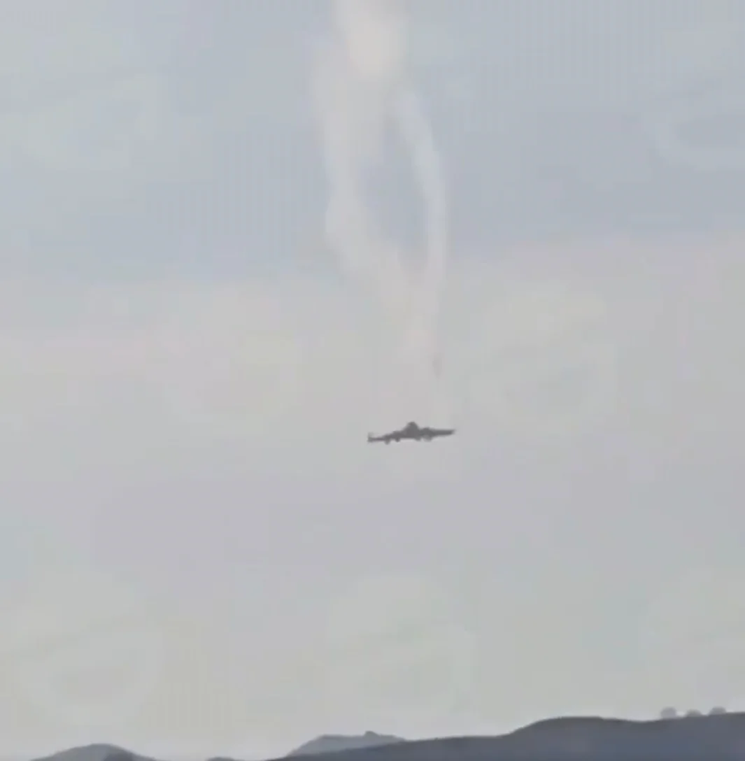Crash d’un avion militaire turc à la frontière Azerbaïdjan-Géorgie : les terrifiantes images circulent