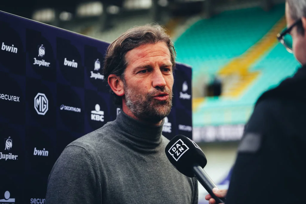 Rik De Mil rejoint La Gantoise : Timmy Simons pressenti pour reprendre Charleroi ?