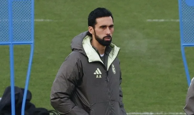 Football: Real Madrid : Arbeloa apaise le présent, le club prépare déjà l’avenir