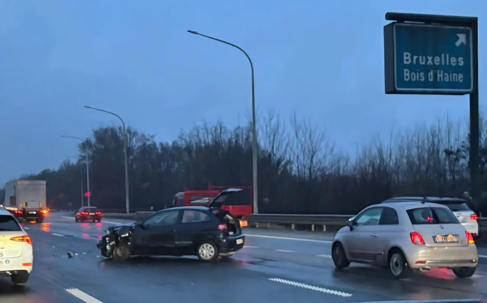 Accident sur l’E42 à hauteur de Bois-d’Haine : circulation rétablie après une situation très dangereuse