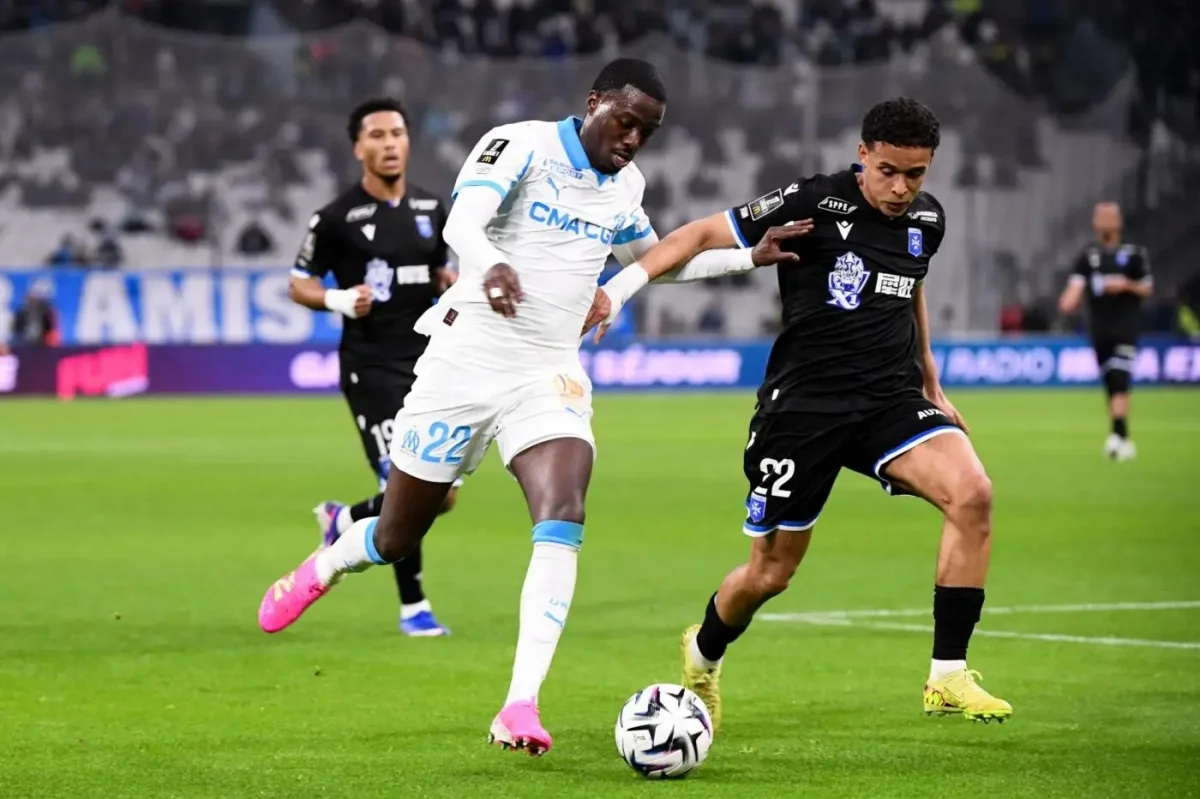 Marseille s’impose face à Auxerre grâce à Gouiri