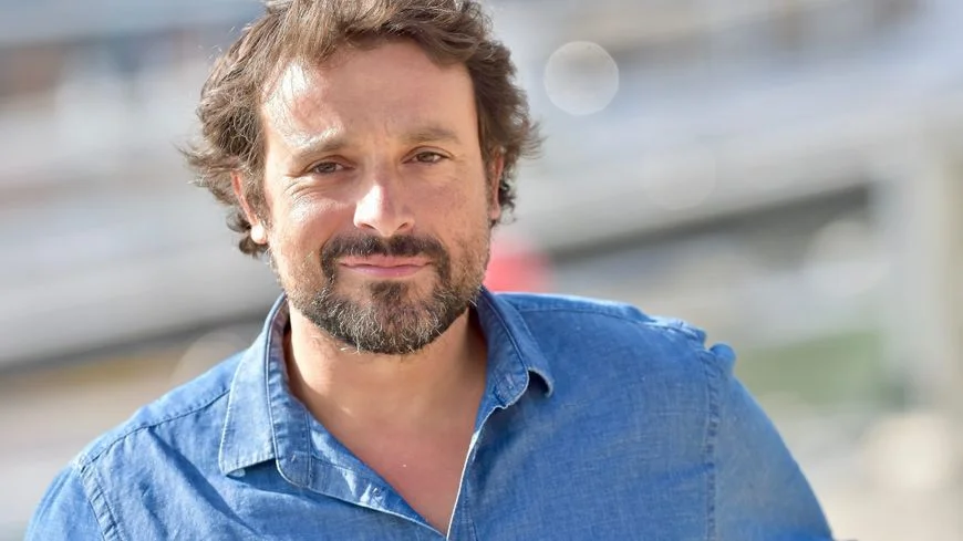 Mort de l’acteur Bruno Salomone, star de « Fais pas ci, fais pas ça », à 55 ans
