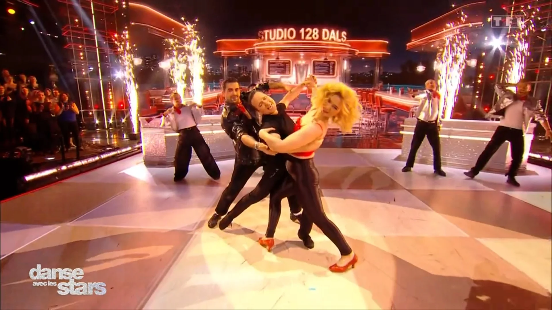 TF1