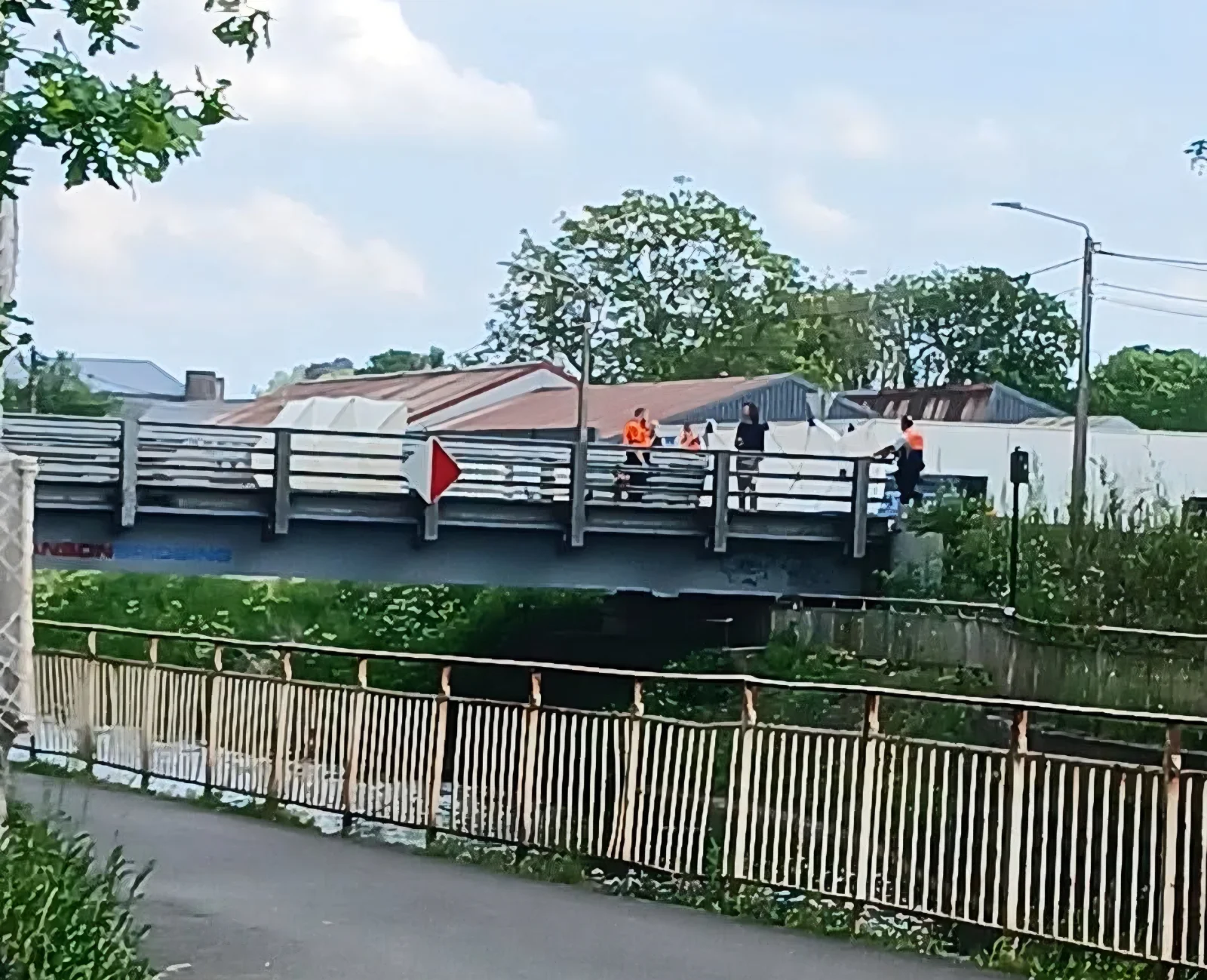 La Louvière : un sexagénaire décède dans une collision entre trottinettes électriques, une enquête ouverte