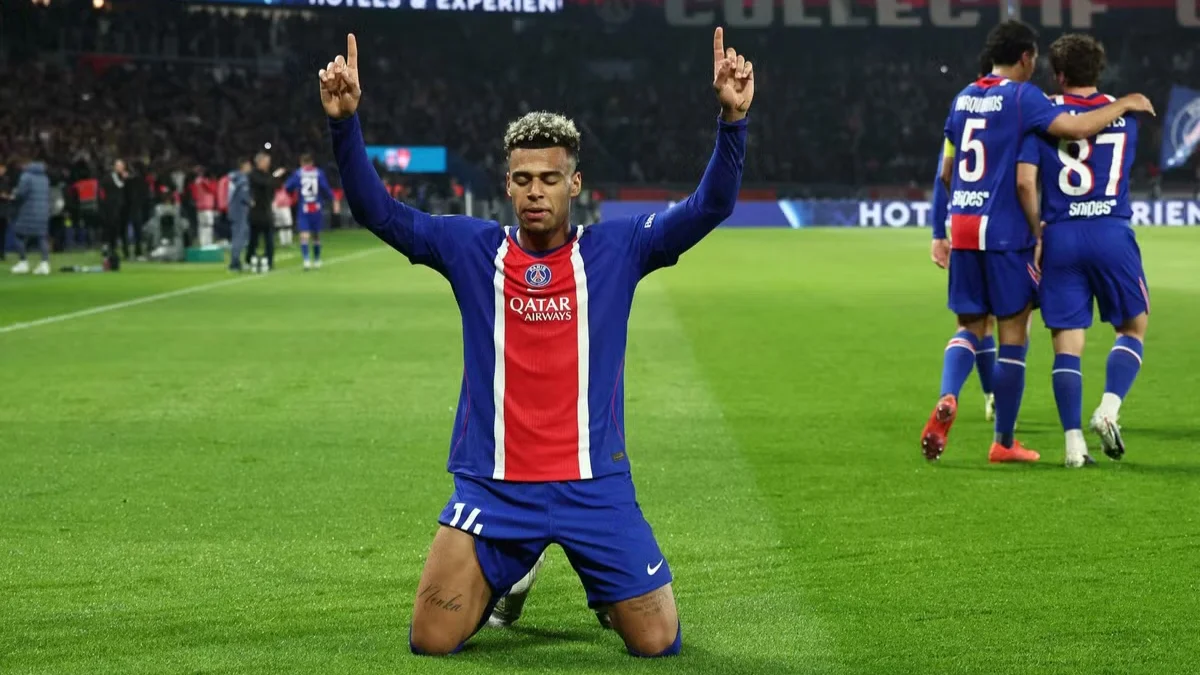 Ligue 1 : PSG en tête après une 33e journée animée