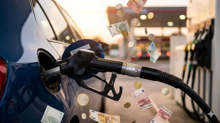 Carburants : nouvelle hausse, l’essence dépasse 2€