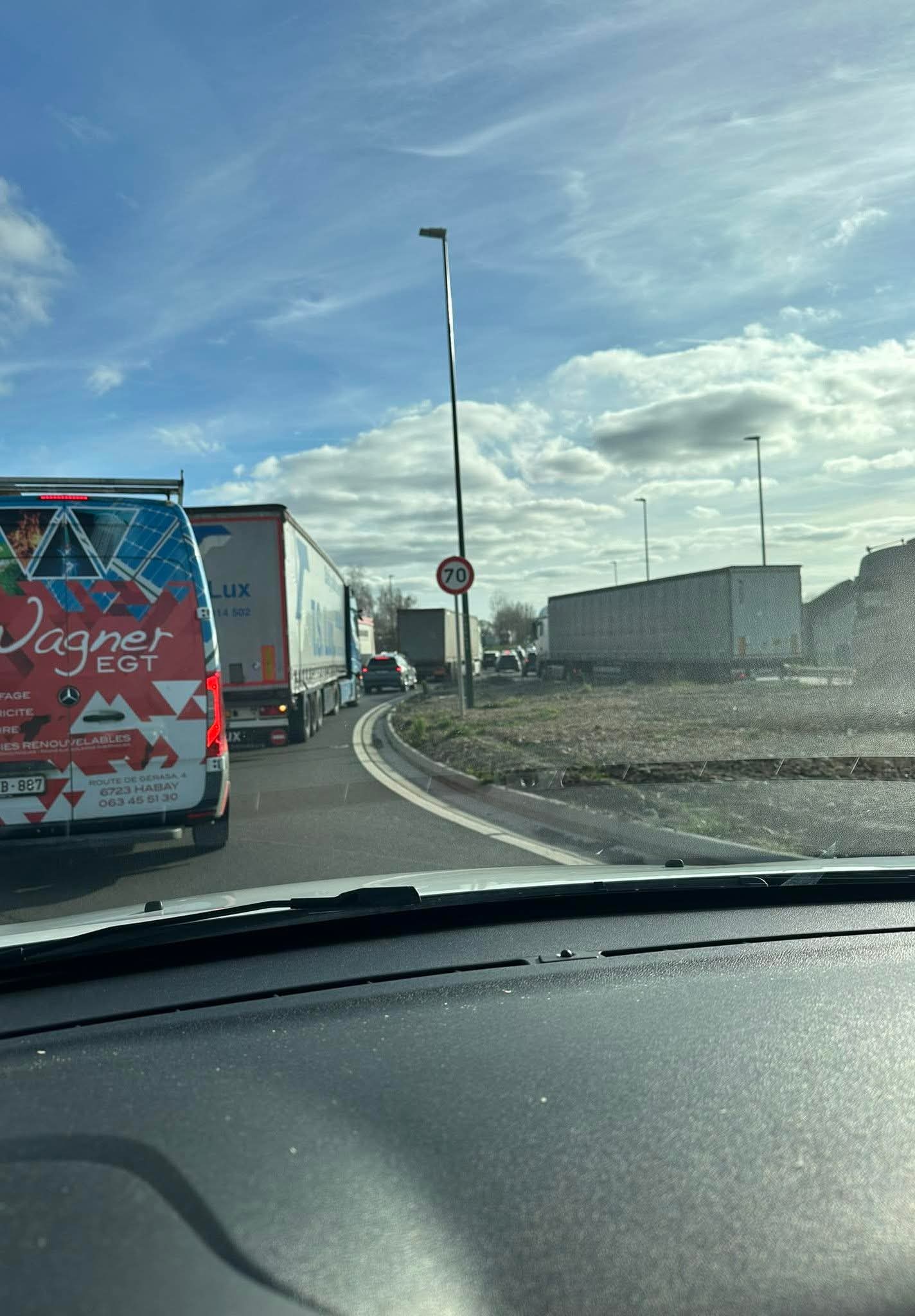 Bouchon à Habay sur E411/A4 - Bouchon E411 (Photo 1/1)