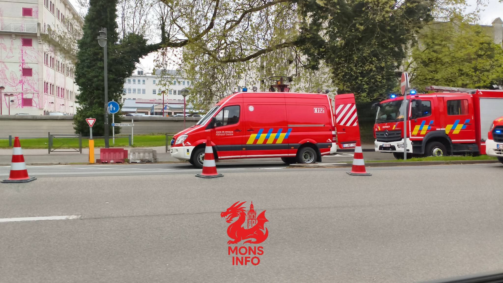 Route fermée à Mons sur R50 - Intervention des secours (Photo 1/1)